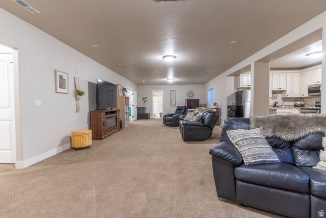 5069 W BURNTSIDE AVE, South Jordan, UT 84009
