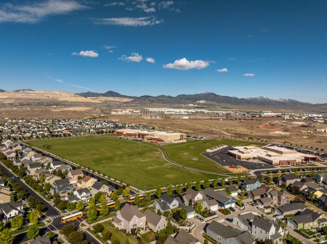 5069 W BURNTSIDE AVE, South Jordan, UT 84009