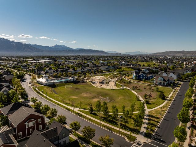 5069 W BURNTSIDE AVE, South Jordan, UT 84009