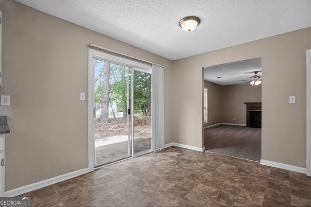 6343 Laurel Green Drive, Lithonia, GA 30058