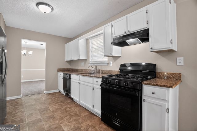 6343 Laurel Green Drive, Lithonia, GA 30058