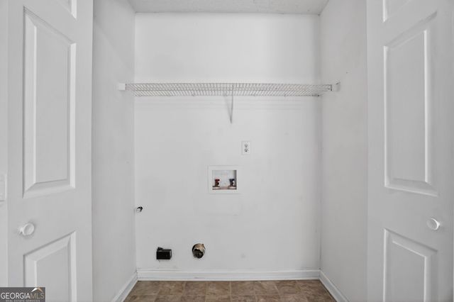 6343 Laurel Green Drive, Lithonia, GA 30058