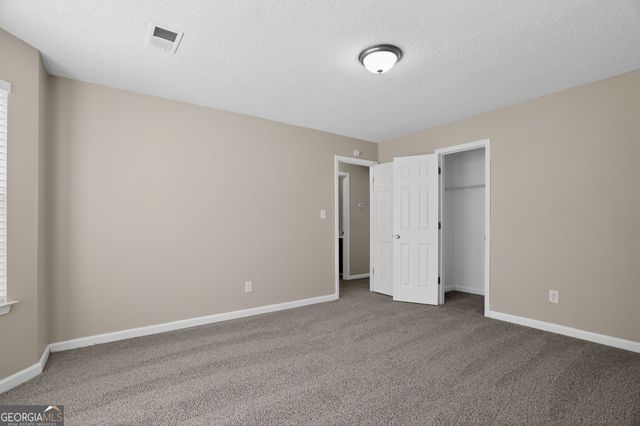 6343 Laurel Green Drive, Lithonia, GA 30058