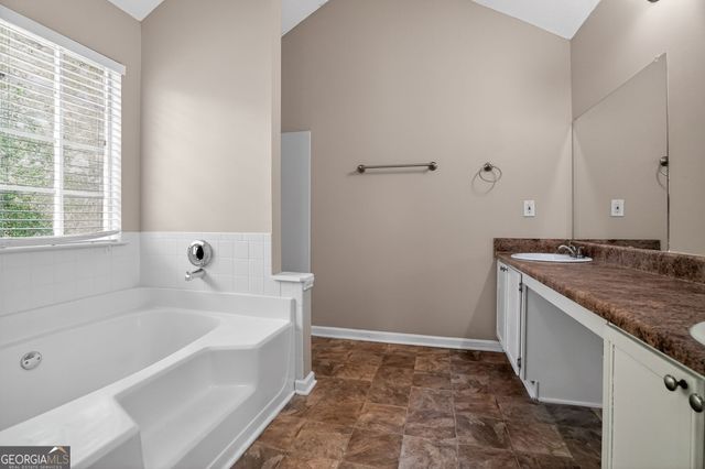 6343 Laurel Green Drive, Lithonia, GA 30058