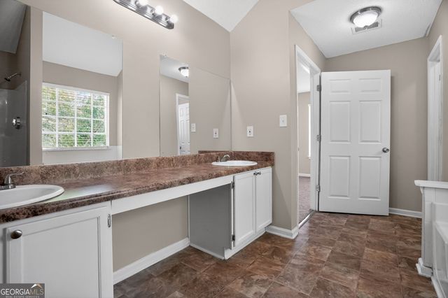 6343 Laurel Green Drive, Lithonia, GA 30058