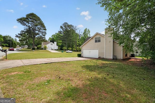 6343 Laurel Green Drive, Lithonia, GA 30058