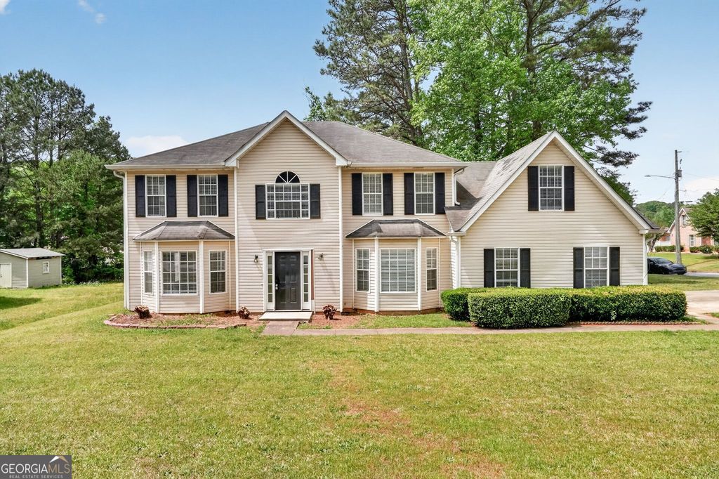 6343 Laurel Green Drive, Lithonia, GA 30058