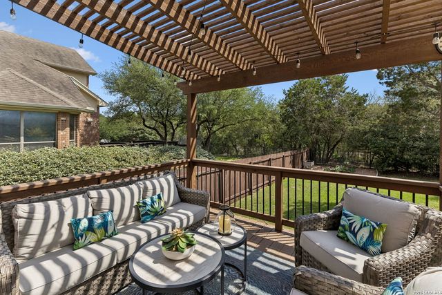 23119 Treemont Park, San Antonio, TX 78261