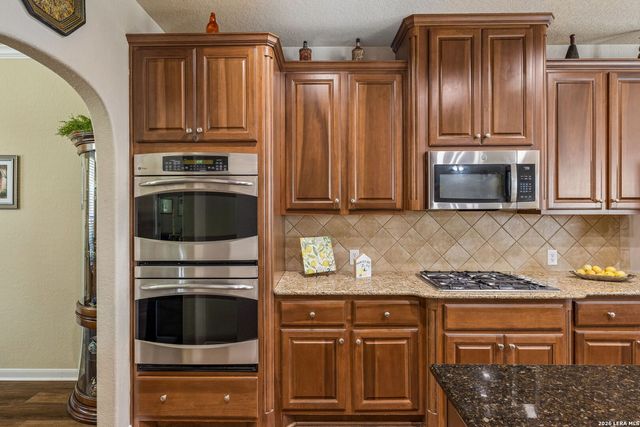 23119 Treemont Park, San Antonio, TX 78261