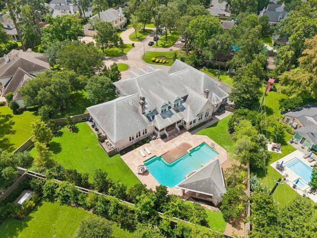 223 Heritage Oaks Lane, Houston, TX 77024