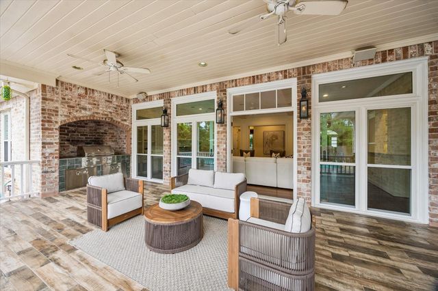 223 Heritage Oaks Lane, Houston, TX 77024
