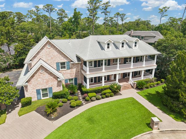223 Heritage Oaks Lane, Houston, TX 77024