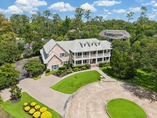 223 Heritage Oaks Lane, Houston, TX 77024