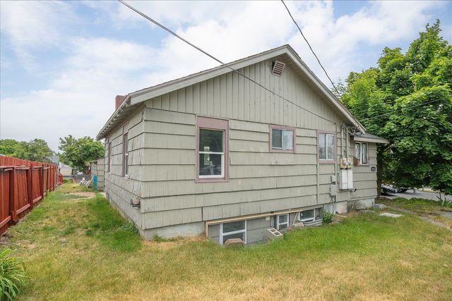 1623 W Garland Ave, Spokane, WA 99205