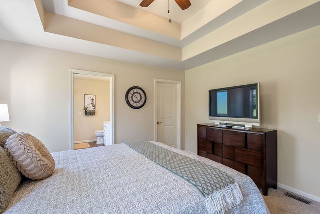 14305 Alpine Drive, Urbandale, IA 50323