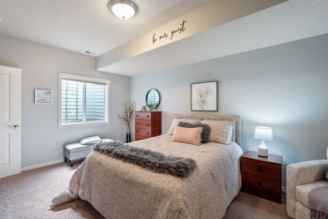 14305 Alpine Drive, Urbandale, IA 50323