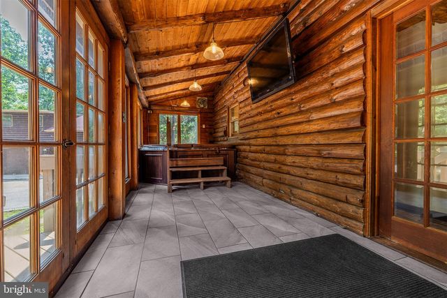 385 UPPER NECK RD, Pittsgrove, NJ 08318