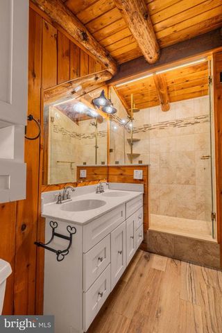 385 UPPER NECK RD, Pittsgrove, NJ 08318