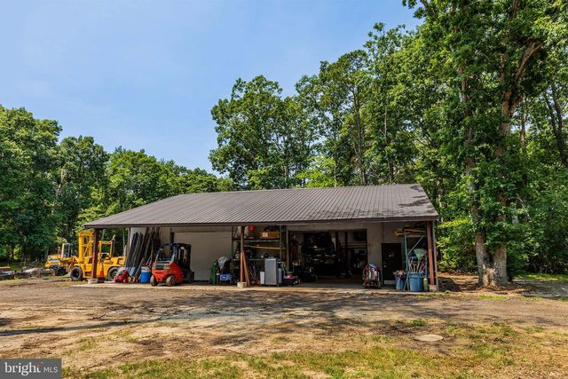 385 UPPER NECK RD, Pittsgrove, NJ 08318