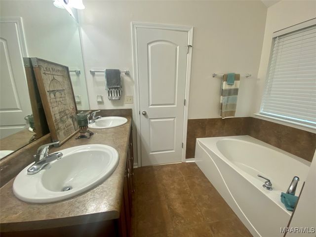 137 BISHOP Drive, Millbrook, AL 36054