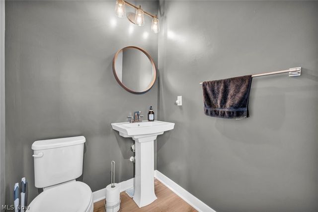 34566 Ethan Way, Willoughby, OH 44094