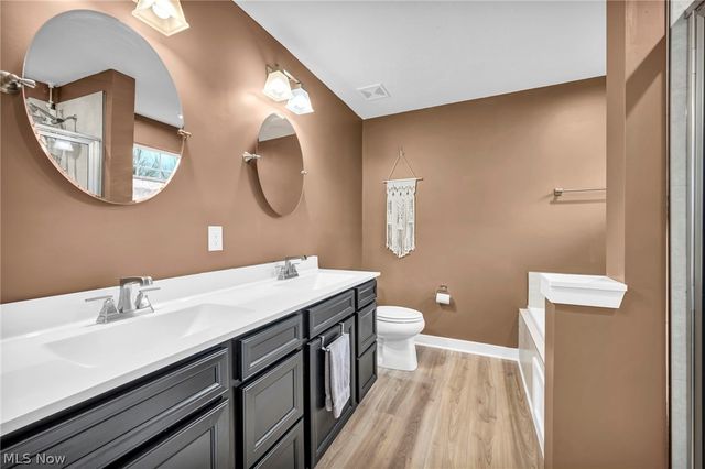 34566 Ethan Way, Willoughby, OH 44094