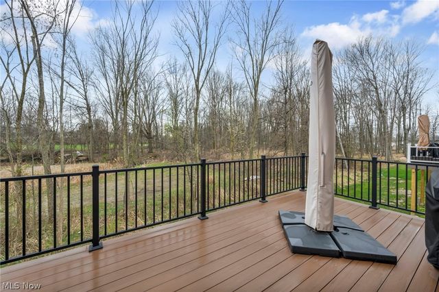 34566 Ethan Way, Willoughby, OH 44094