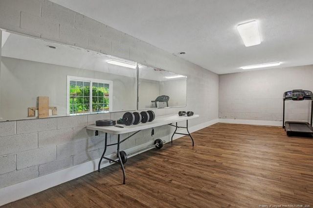 314 Woods Lane, Raeford, NC 28376