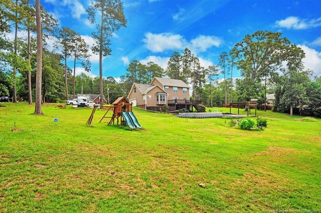 314 Woods Lane, Raeford, NC 28376