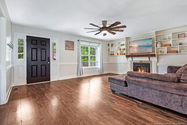 314 Woods Lane, Raeford, NC 28376