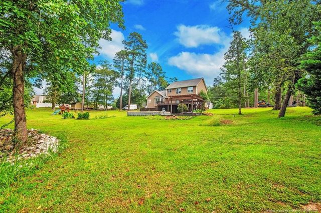 314 Woods Lane, Raeford, NC 28376