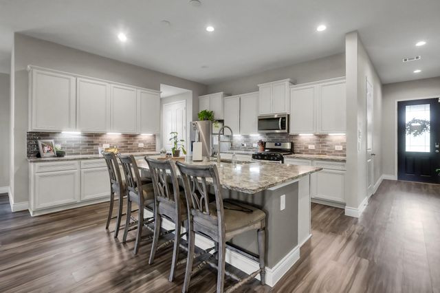 20151 Bushwick Falls Drive, Montgomery, TX 77316