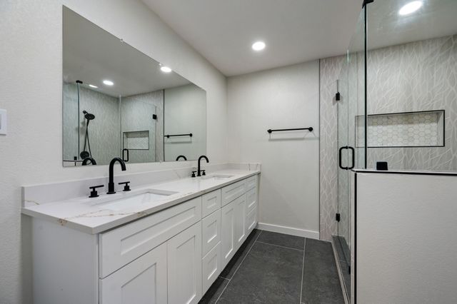 1200 Tanglewood Trail, Euless, TX 76040