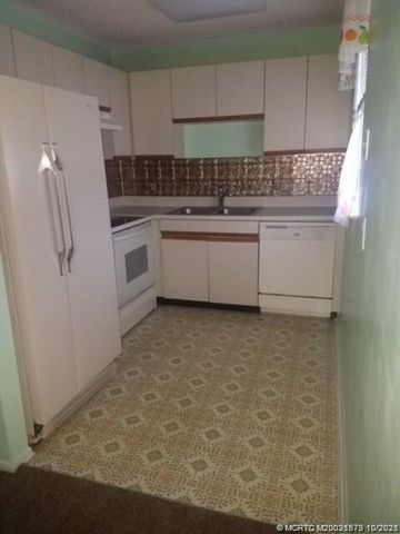 1 Lake Vista Trail 205, Port St. Lucie, FL 34952