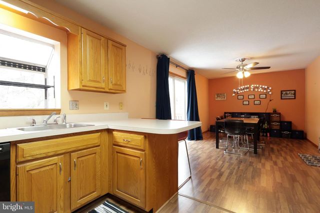 1959 HARVEST CIR, State College, PA 16803