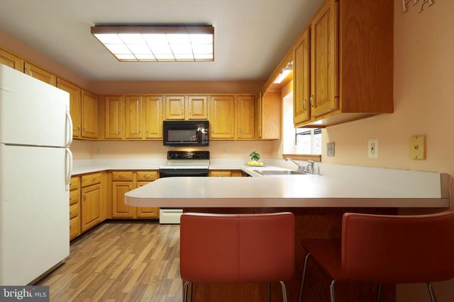 1959 HARVEST CIR, State College, PA 16803