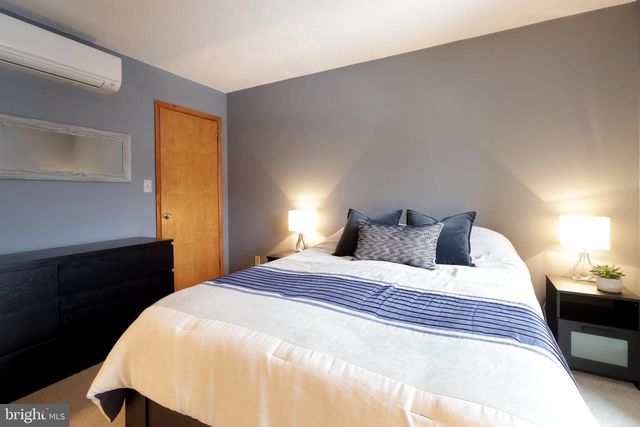 1959 HARVEST CIR, State College, PA 16803