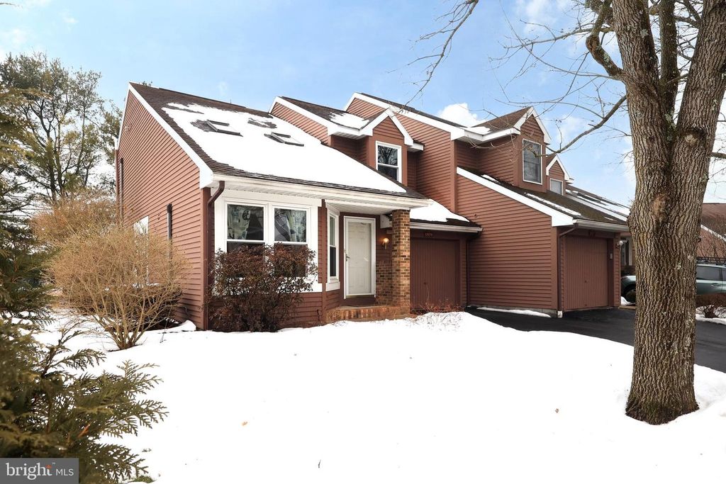 1959 HARVEST CIR, State College, PA 16803