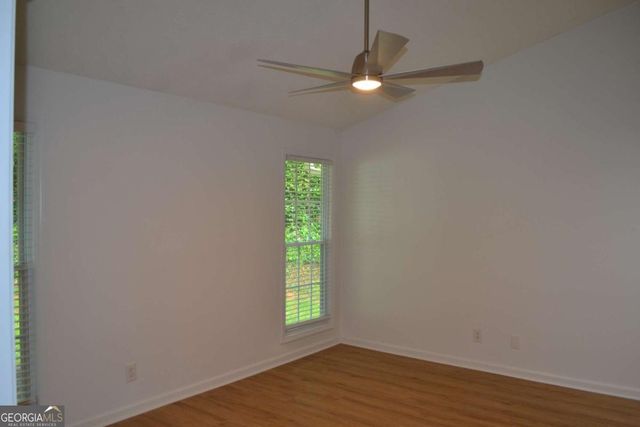 5134 Hill Farm Drive NE, Woodstock, GA 30188
