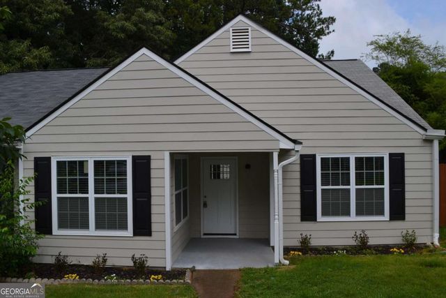 5134 Hill Farm Drive NE, Woodstock, GA 30188
