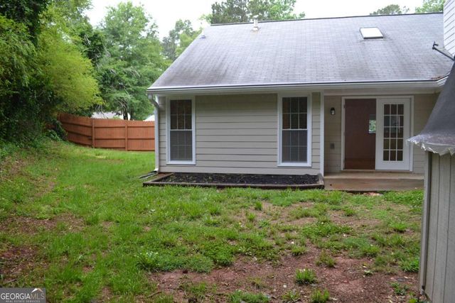 5134 Hill Farm Drive NE, Woodstock, GA 30188
