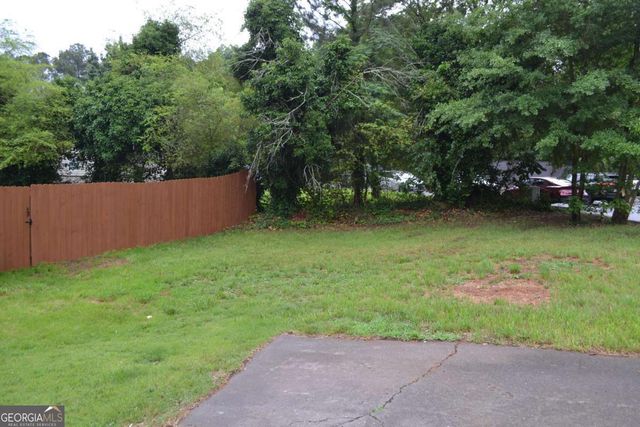 5134 Hill Farm Drive NE, Woodstock, GA 30188