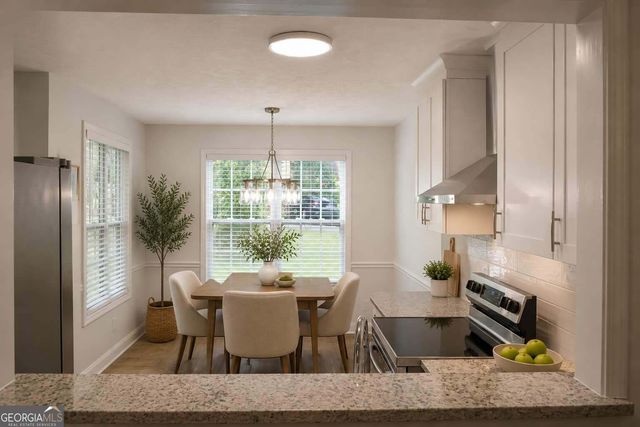 5134 Hill Farm Drive NE, Woodstock, GA 30188