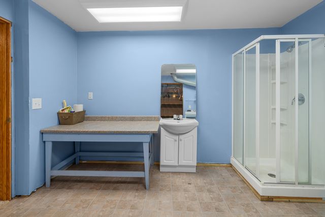 4816 Norfolk Place, Bettendorf, IA 52722