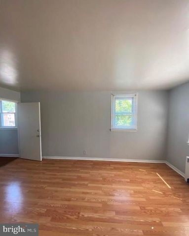 1003 FANSHAWE ST, Philadelphia, PA 19111