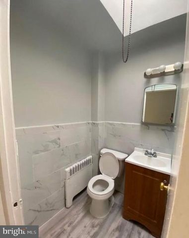 1003 FANSHAWE ST, Philadelphia, PA 19111