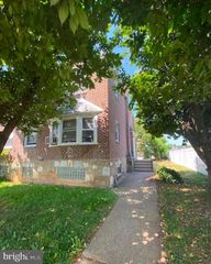 1003 FANSHAWE ST, Philadelphia, PA 19111