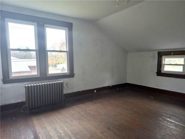 1674 Lincoln Way, White Oak, PA 15131