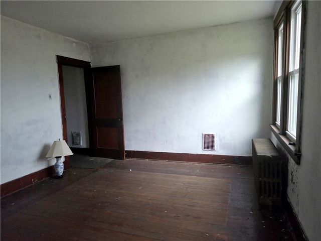 1674 Lincoln Way, White Oak, PA 15131