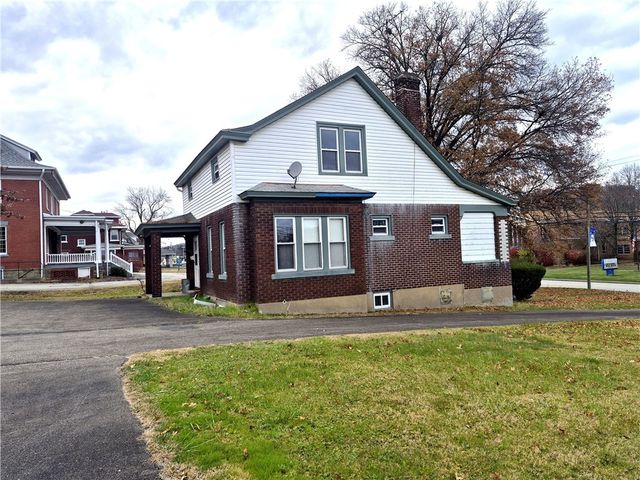 1674 Lincoln Way, White Oak, PA 15131